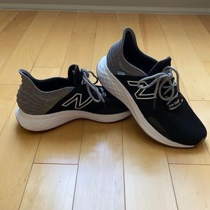 New Balance ROAV Shoe